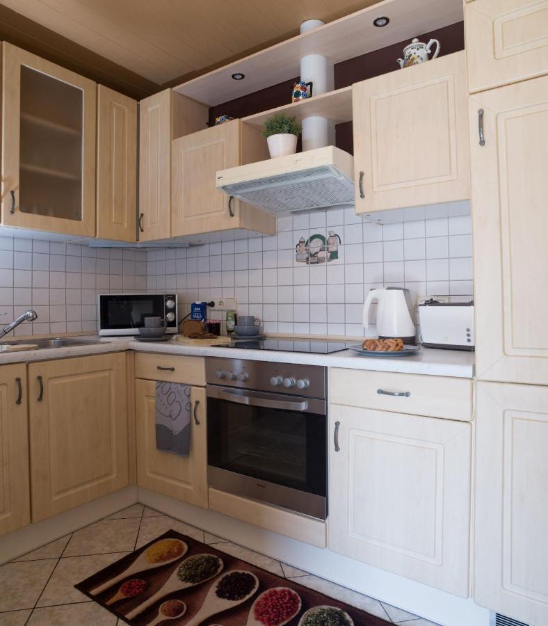 Ferienwohnung Am Gaesschen Scheiden Екстер'єр фото
